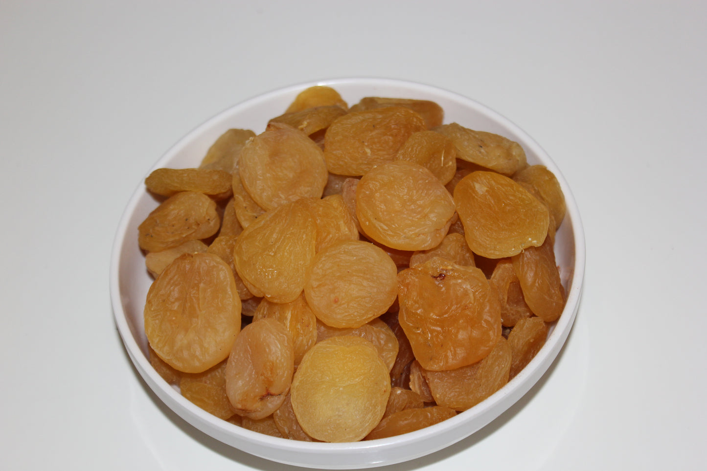 Buy Soft Apricots | Khubani Online – Naturally Juicy and Nutrient-Rich