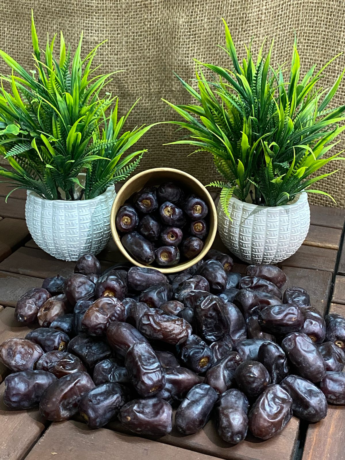 Mazafati Dates – Soft, Juicy & Naturally Sweet from Iran